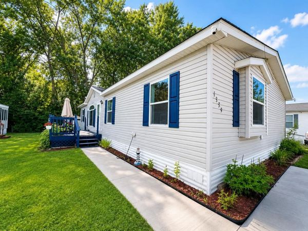 1339 Pine Tree , Maplewood, MN 55119