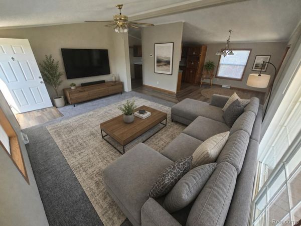 305 Aspen Lane, Dundee Village, Mi 48131