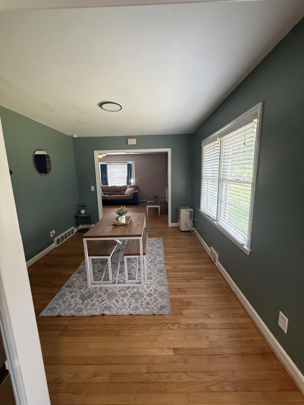 605 W Pulaski Drive Photo 32