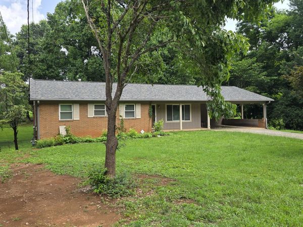 617 Greenwich Drive, Maryville, TN 37803
