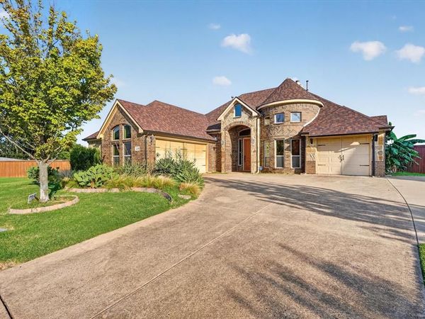 3158 Luchenbach Trail , Rockwall, TX 75032