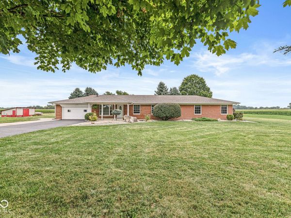 1725 S 200 E , Lebanon, IN 46052