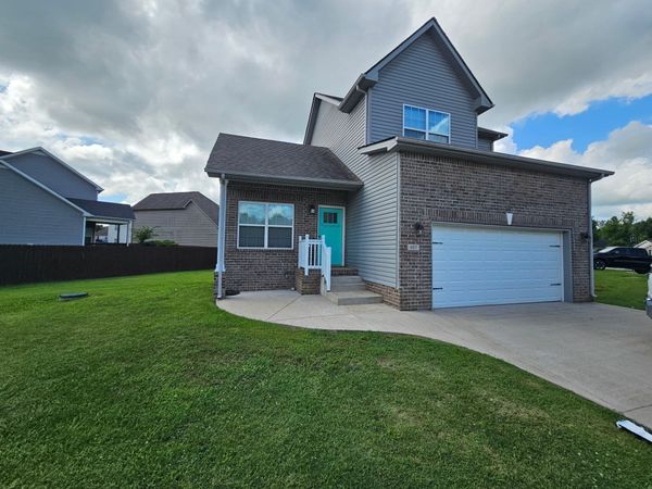 407 Preakness Cir , Pleasant View, TN 37146