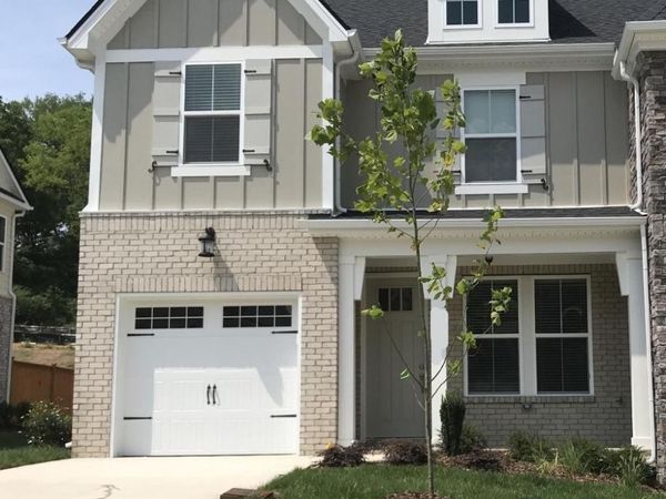 812 Kennear Ln, Mount Juliet, TN 37122