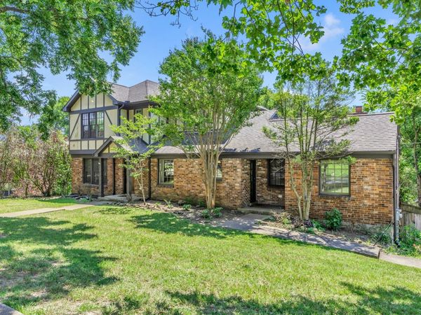 520 32nd Ave S, Nashville, TN 37212
