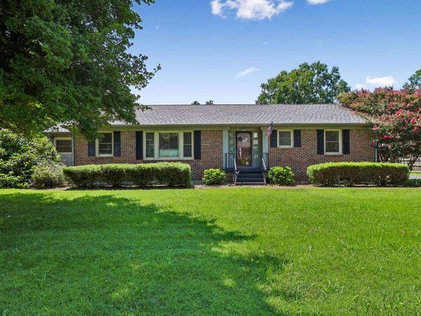 204 8th Ave SE, Winchester, TN 37398