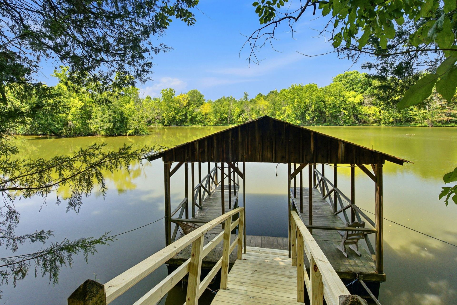 100 Breeze Inn Rd , Castalian Springs, TN 37031 Main Photo