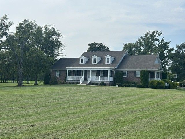 144 Herb Garden Dr , Fayetteville, TN 37334 Main Photo