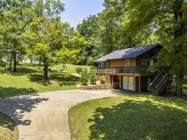 1036 Street Rd , Kingston Springs, TN 37082
