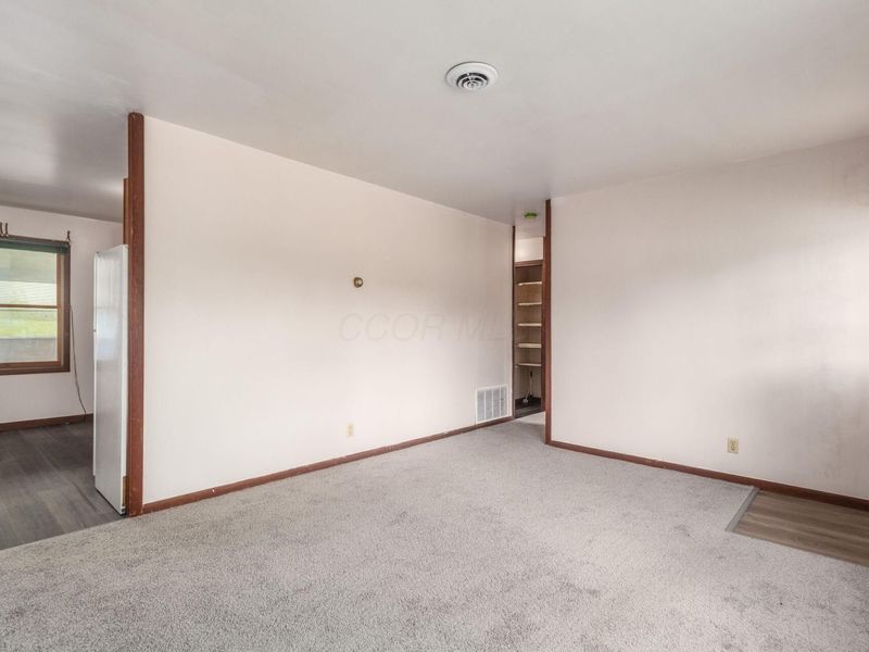 140 Parkside Drive, Johnstown, OH 43031 Photo 8