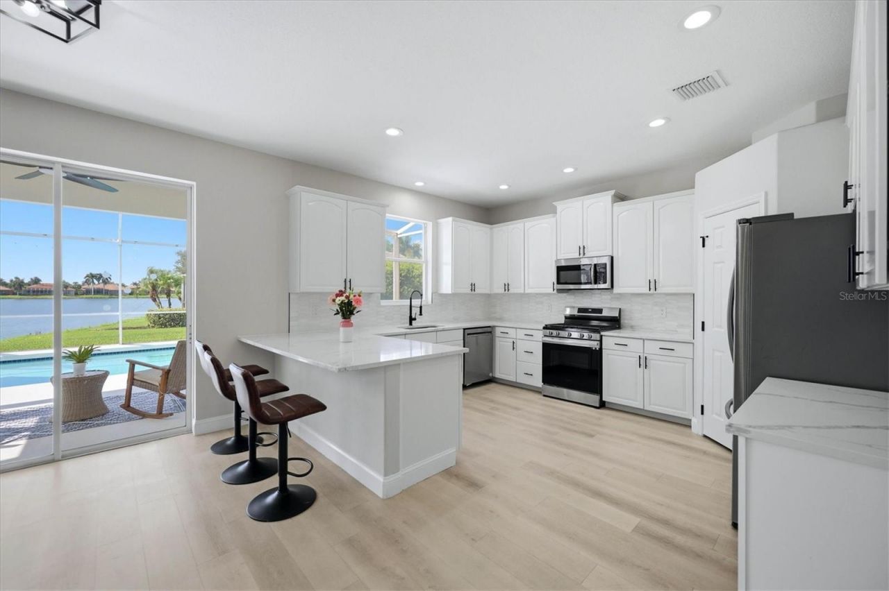 6904 74th Street Circle E, Bradenton, FL 34203 Photo