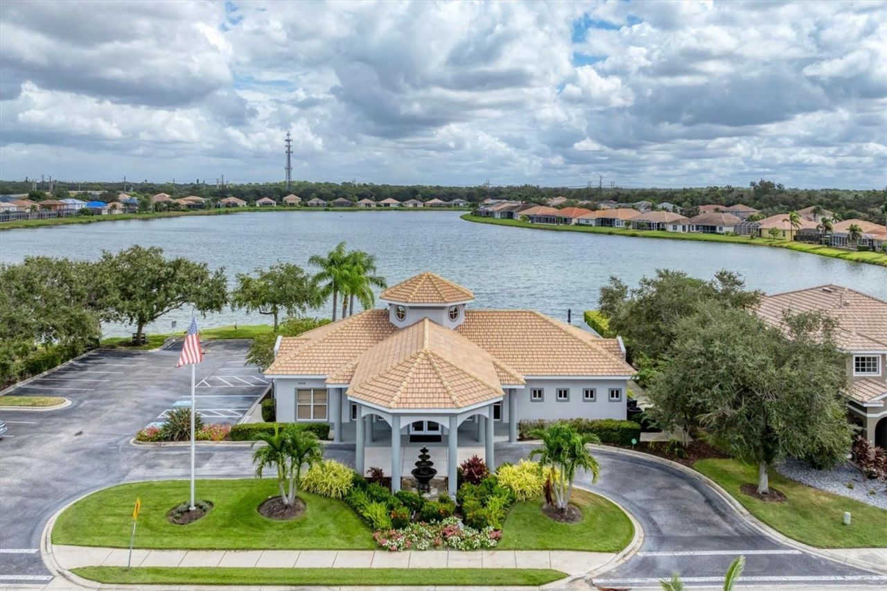 6904 74th Street Circle E, Bradenton, FL 34203 Photo