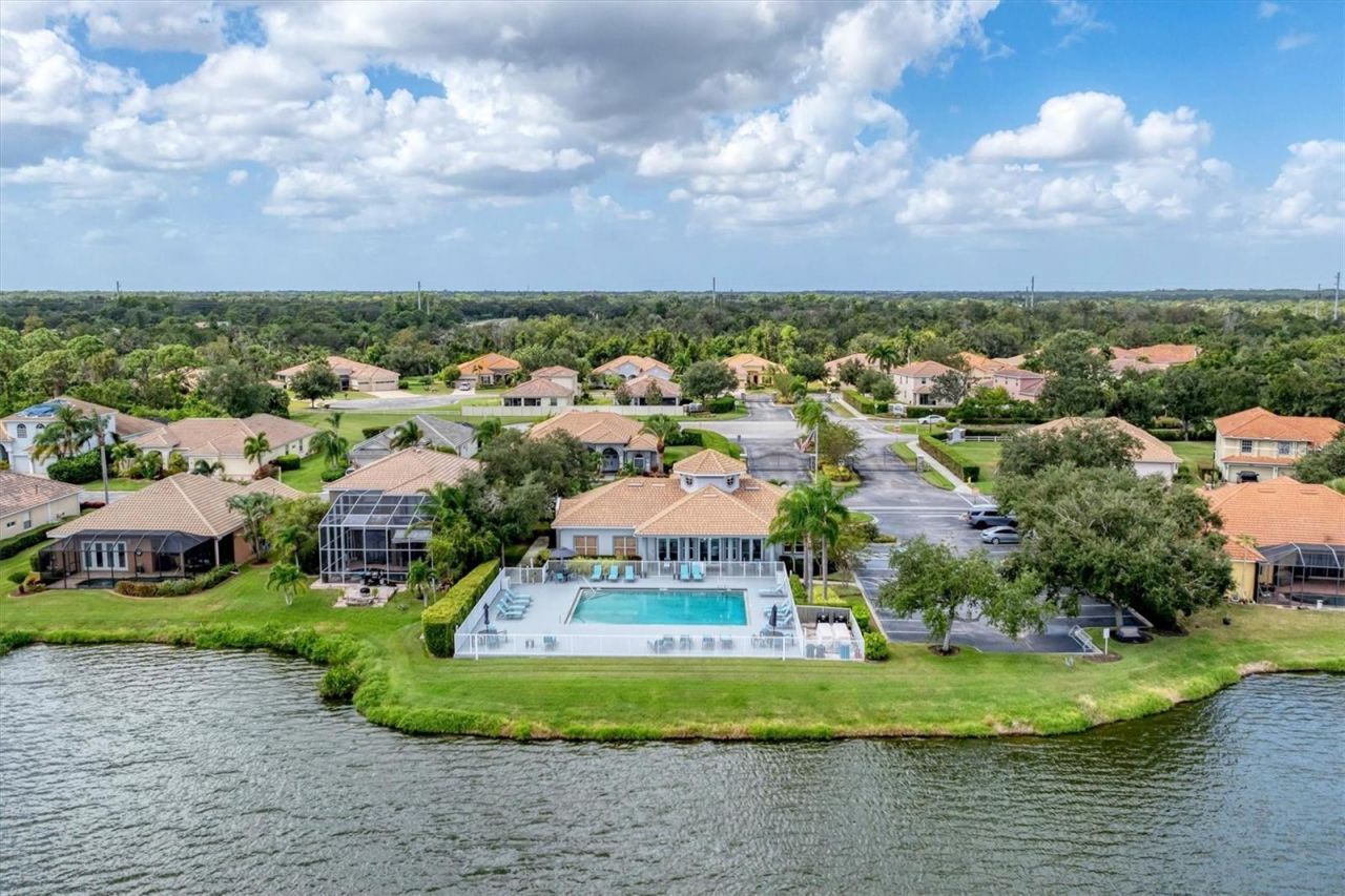 6904 74th Street Circle E, Bradenton, FL 34203 Photo