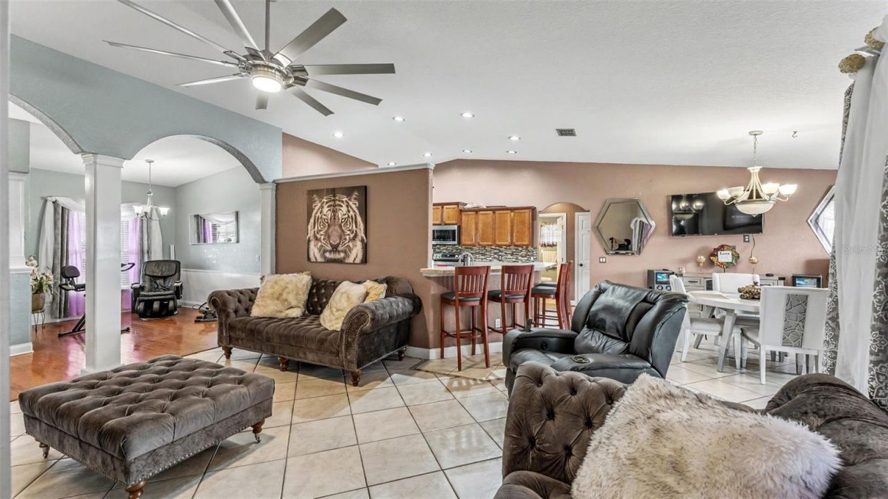 104 Bentley Oaks Boulevard, Auburndale, FL 33823 Photo