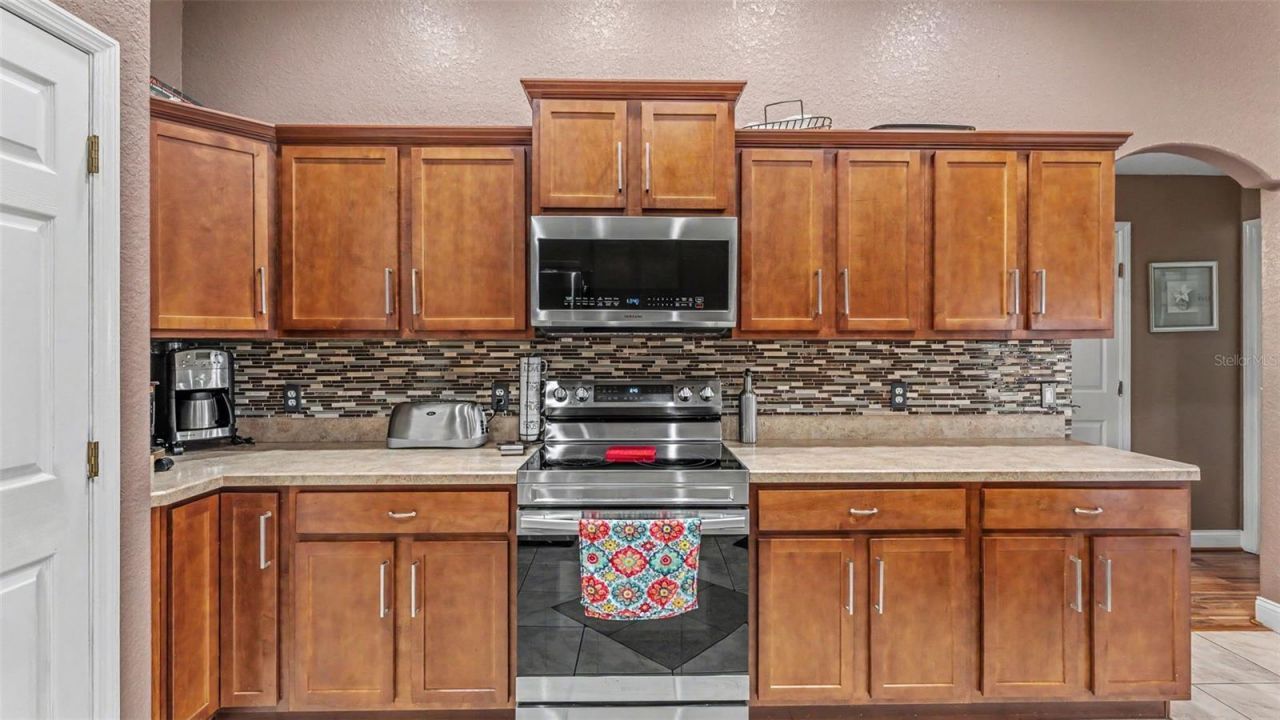 104 Bentley Oaks Boulevard, Auburndale, FL 33823 Photo