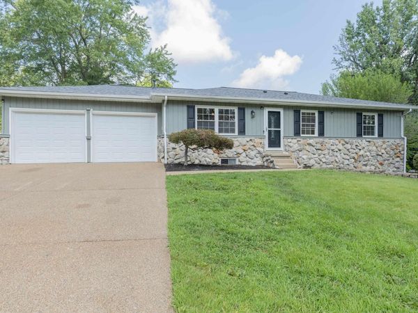 711 Carole Place, Newburgh, IN 47630