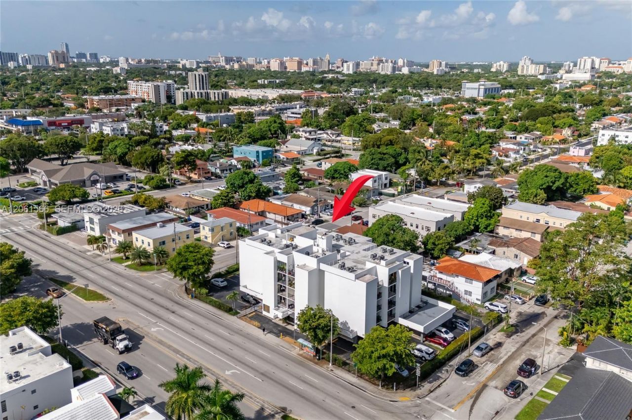 444 SW 27th Ave , Unit 24, Miami, FL 33135 Photo