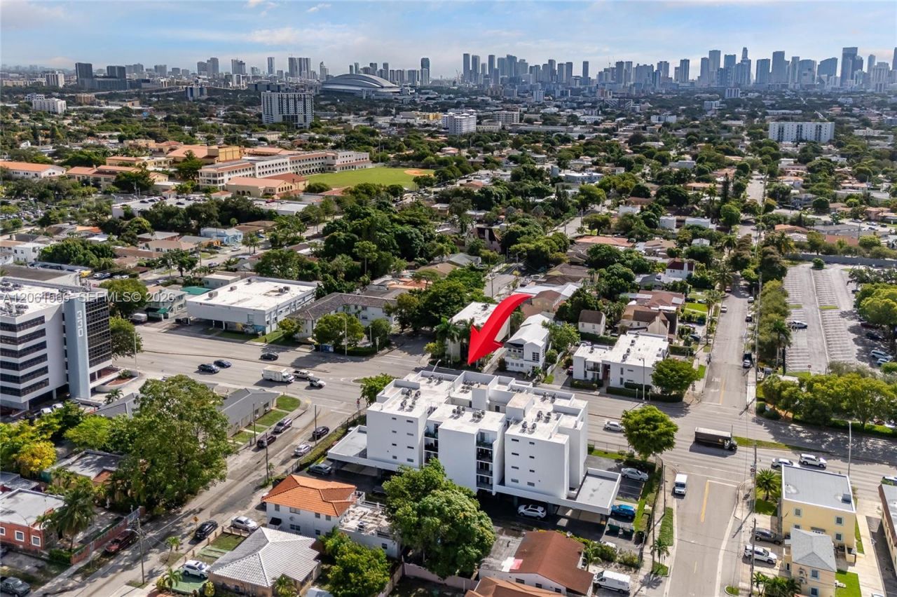 444 SW 27th Ave , Unit 24, Miami, FL 33135 Photo