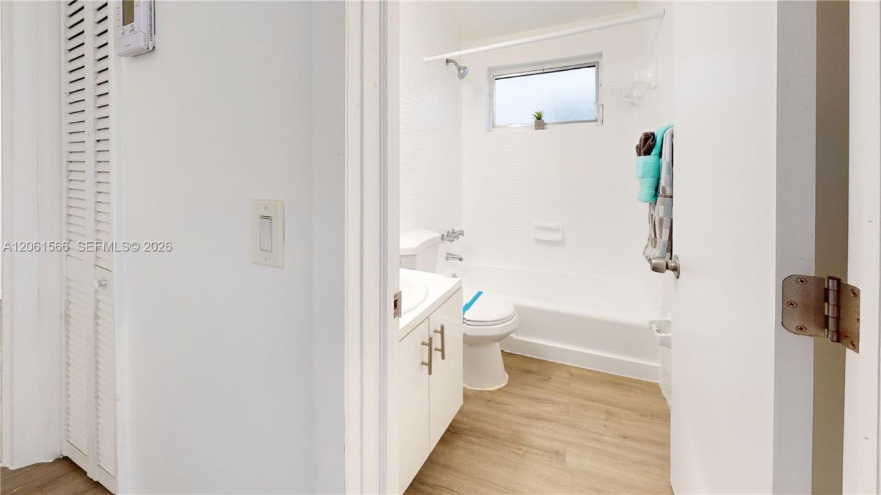 444 SW 27th Ave , Unit 24, Miami, FL 33135 Photo