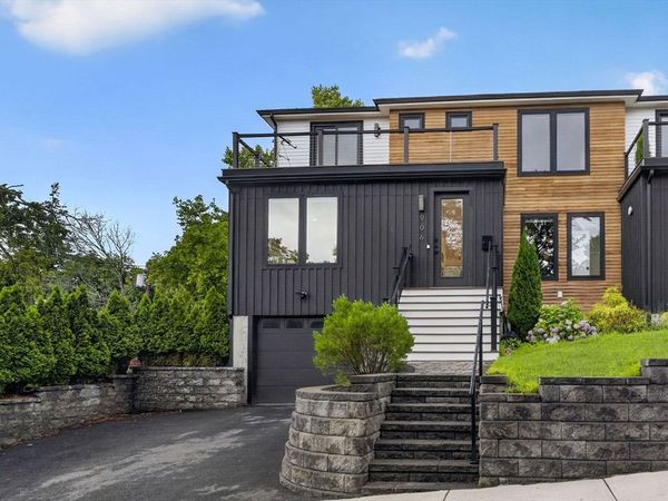 906-908 Chestnut Street, Unit 906, Newton, MA 02468