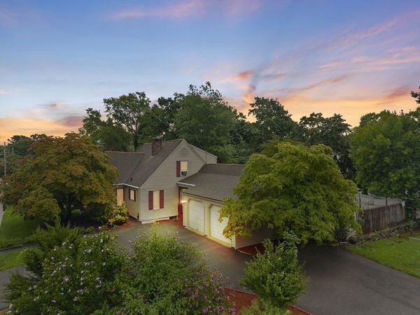 59 Mulberry St, Attleboro, MA 02703