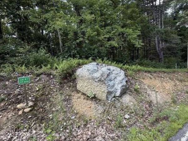 291 Warren Rd, Brimfield, MA 01010