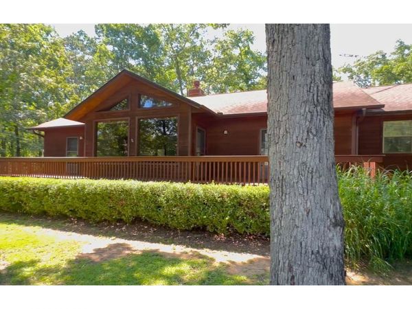 206 Cherokee Circle, Fairfield Bay, AR 72088