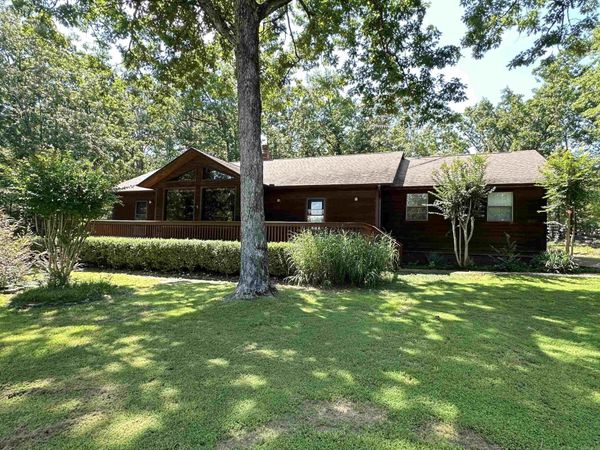 206 Cherokee Circle, Fairfield Bay, AR 72088