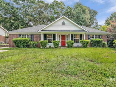 9378 Seven Hills Curve, Mobile, AL 36695