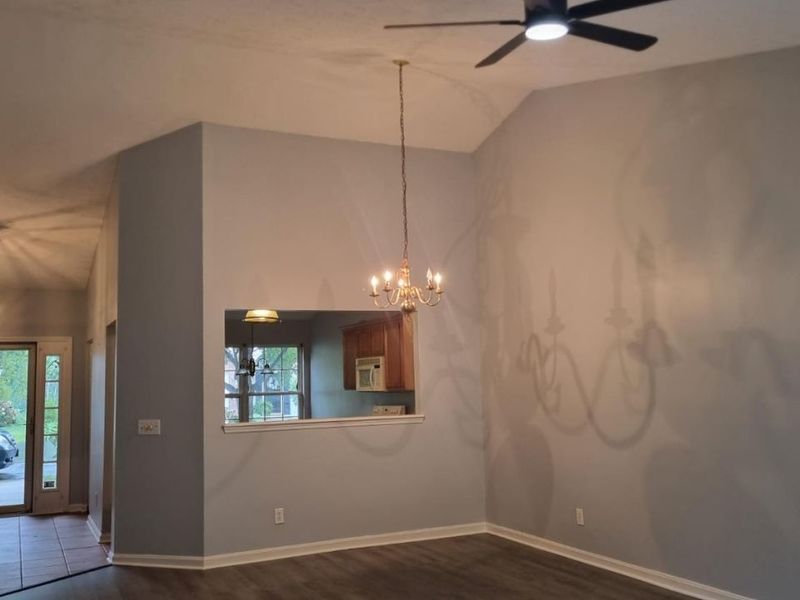 210 Elmwood Drive, Springboro, OH 45066 Photo 4