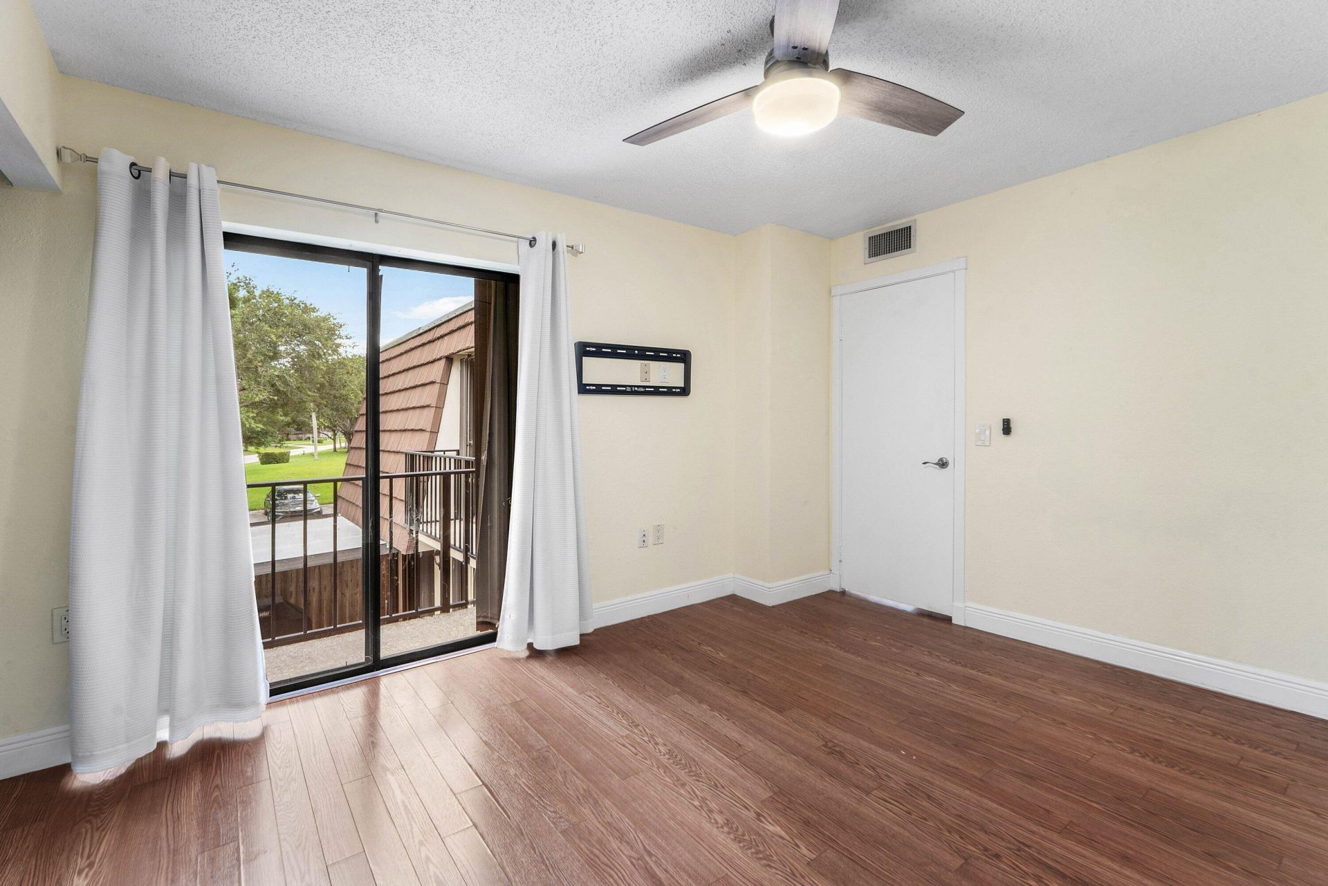 1024 10th Lane, Palm Beach Gardens, FL 33418 Photo