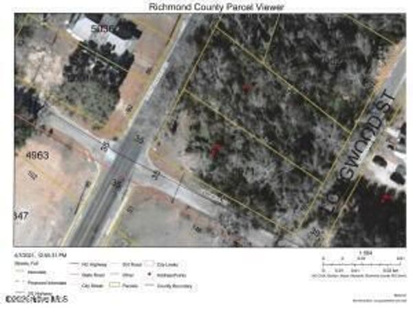 122-124 Earl Franklin Drive , Hamlet, NC 28345
