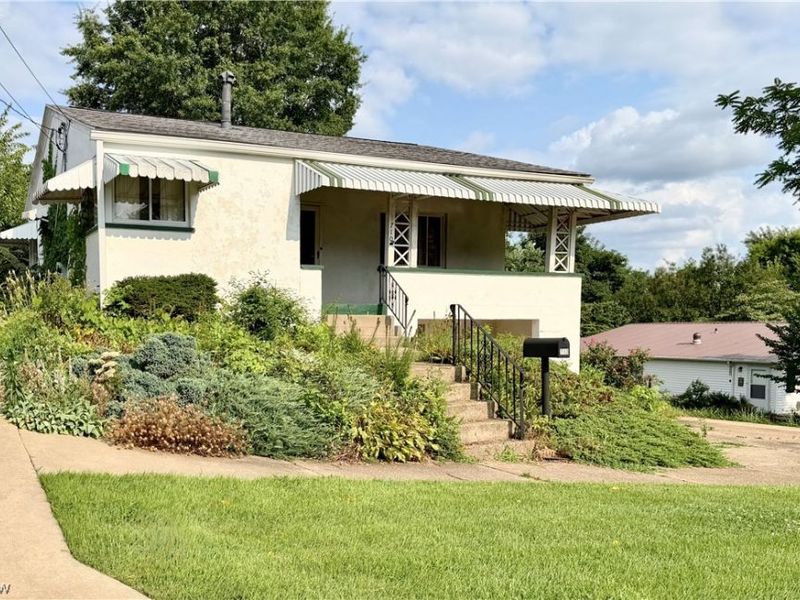 710 Walnut Street, Belpre, OH 45714 Photo 1