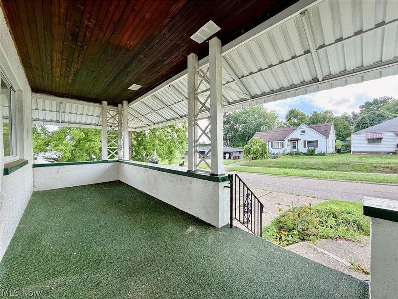 710 Walnut Street, Belpre, OH 45714 Photo 5