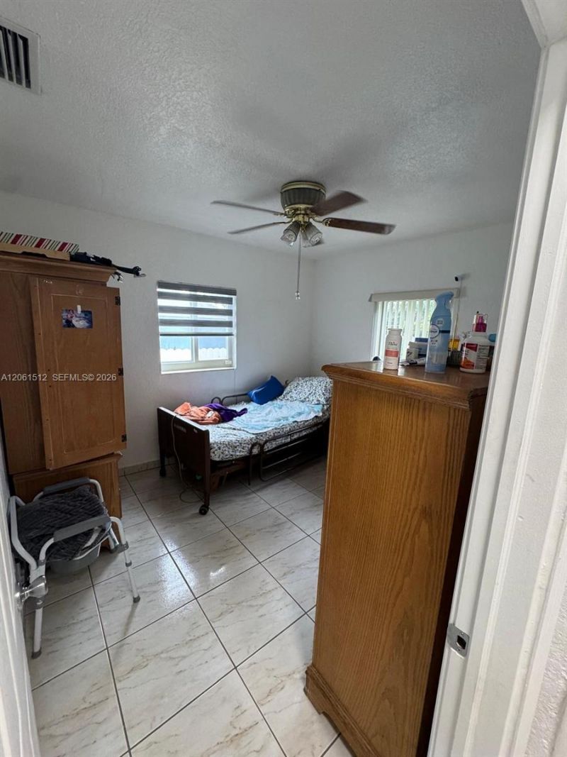 80 W 56th St , Hialeah, FL 33012 Photo