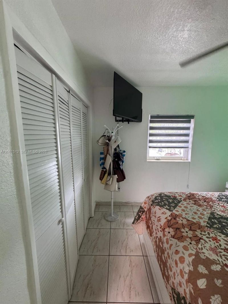 80 W 56th St , Hialeah, FL 33012 Photo