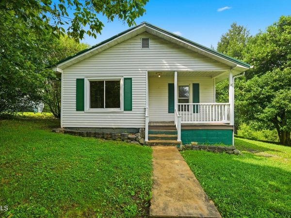 180 Greystone Drive, Castlewood, VA 24224