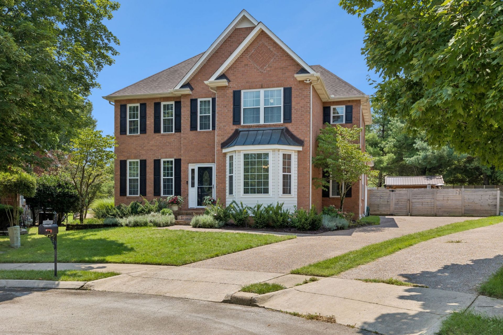 505 Falkirk Ct , Franklin, TN 37064 Main Photo