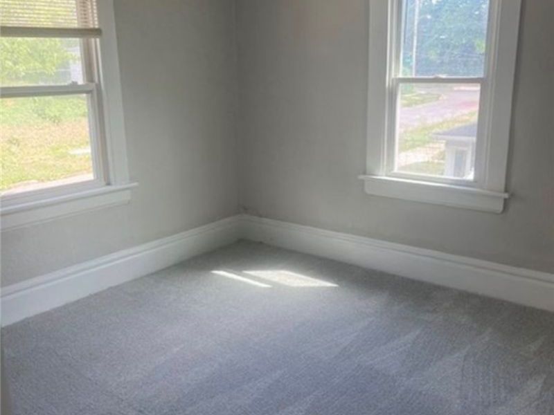 844 Sumner Street, Akron, OH 44311 Photo 3