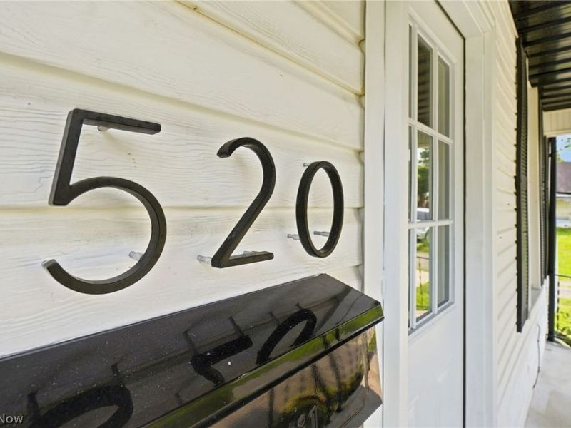 520 Foster Avenue, Cambridge, OH 43725 Photo 2