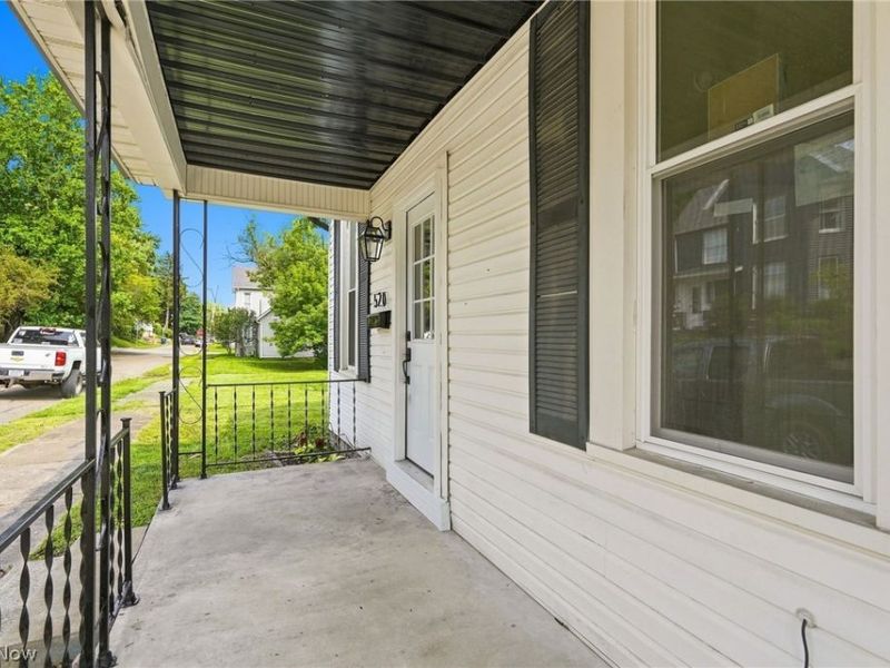 520 Foster Avenue, Cambridge, OH 43725 Photo 4