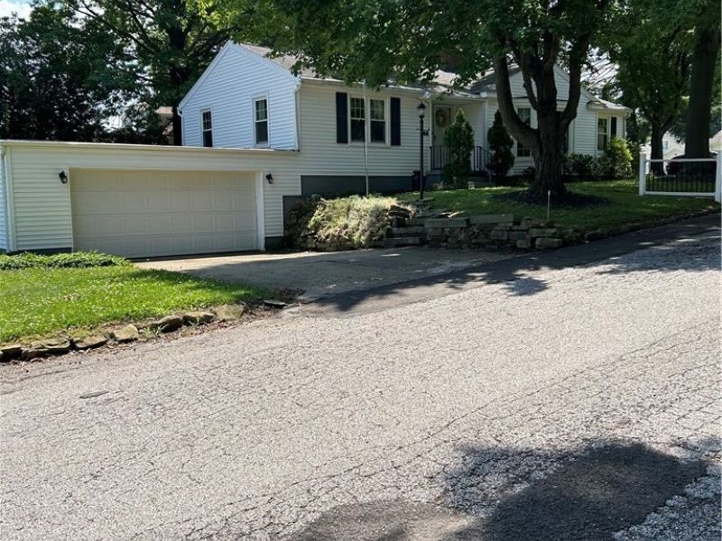 41 8th Street, Barberton, OH 44203 Photo 3