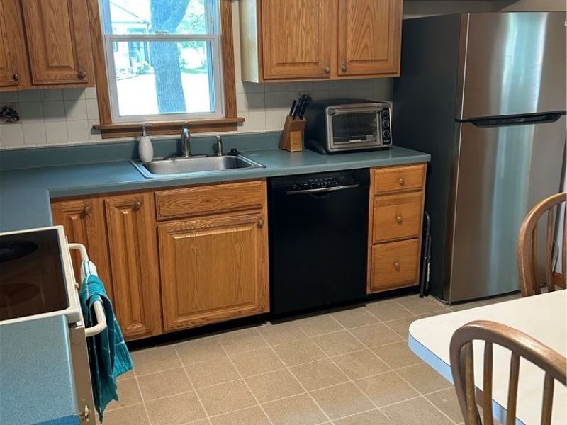 41 8th Street, Barberton, OH 44203 Photo 4