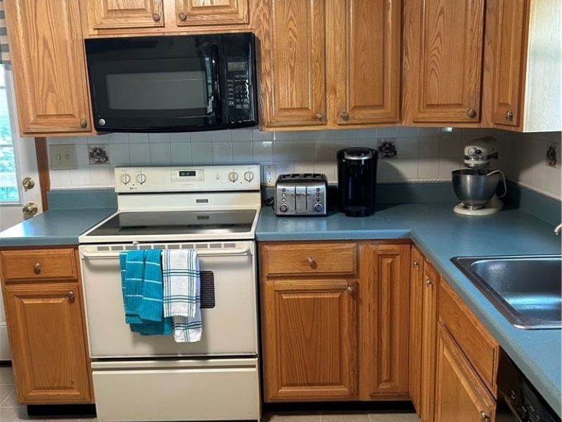 41 8th Street, Barberton, OH 44203 Photo 5