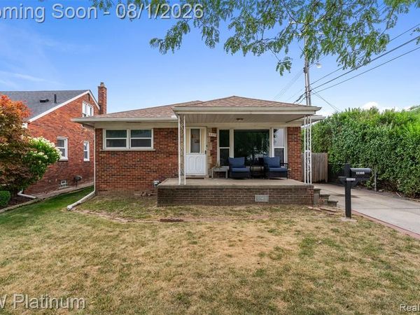 22300 Alger Street, St Clair Shores, Mi 48080