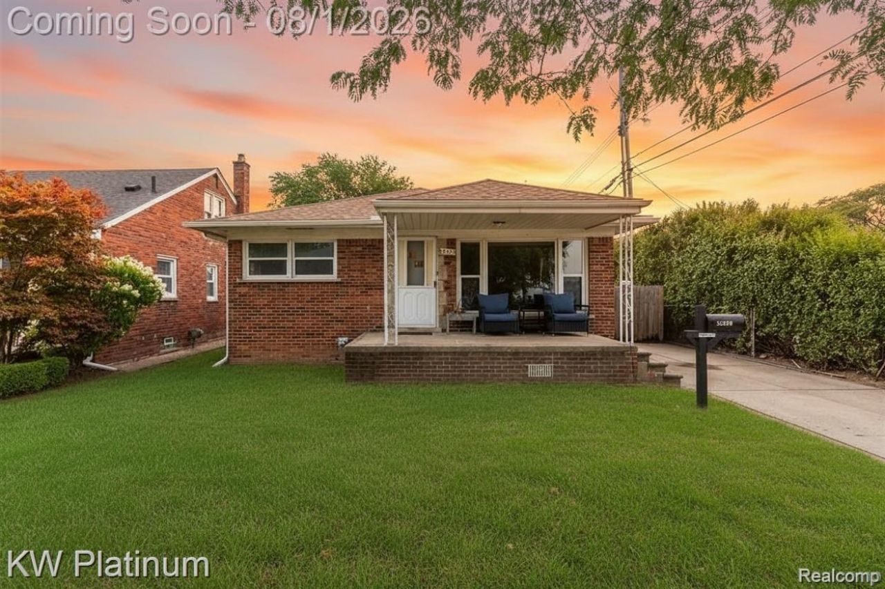 22300 Alger Street, Saint Clair Shores, Mi 48080 Main Photo
