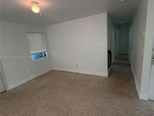 11530 SW 136th St, Miami, FL 33176
