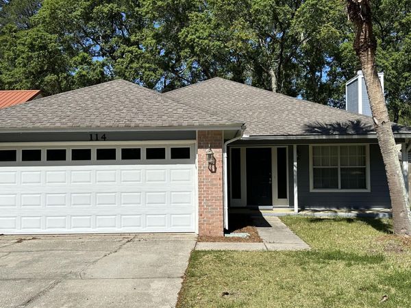 114 Wright Circle, Niceville, FL 32578