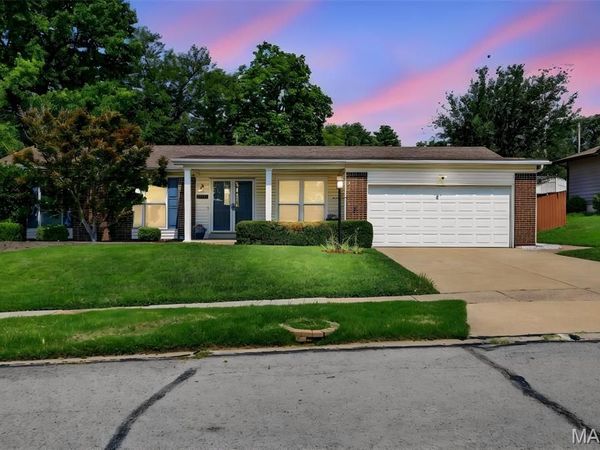 13211 Windygate Lane , St Louis, MO 63146