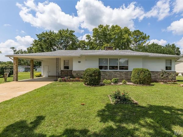 109 S Madison Street, Desloge, MO 63601